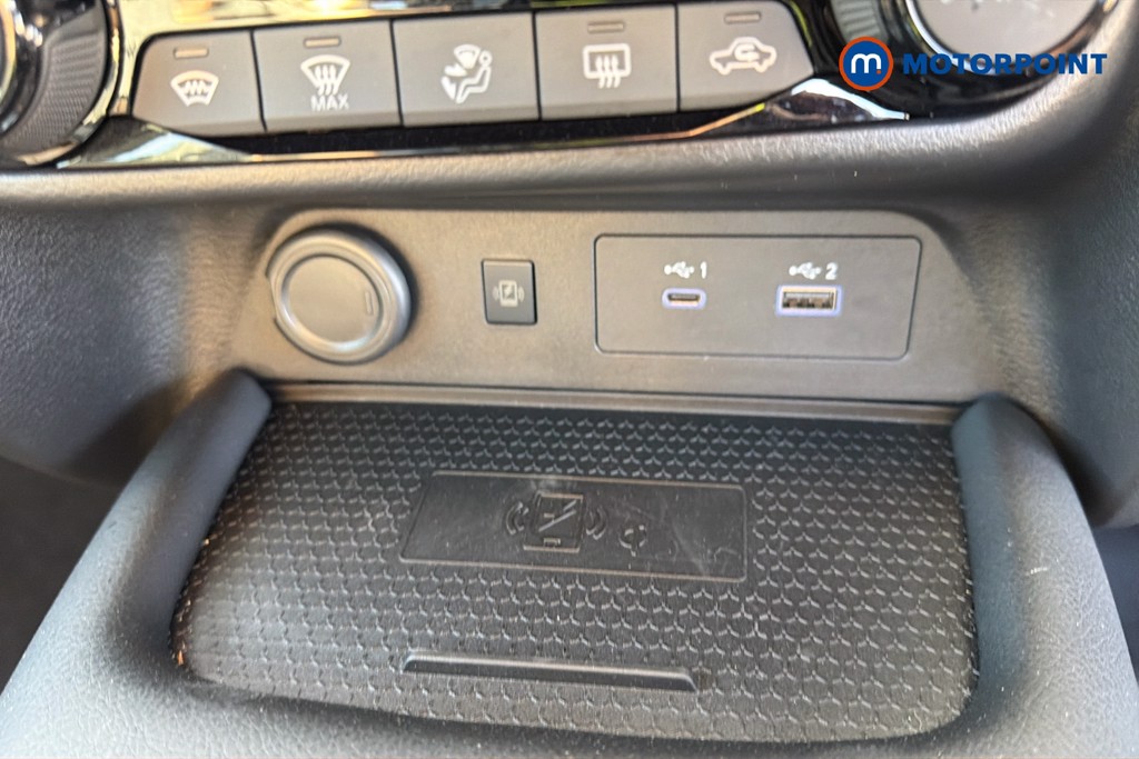 Nissan Juke Tekna Automatic Petrol SUV - Stock Number (1662858) - 17th supplementary image