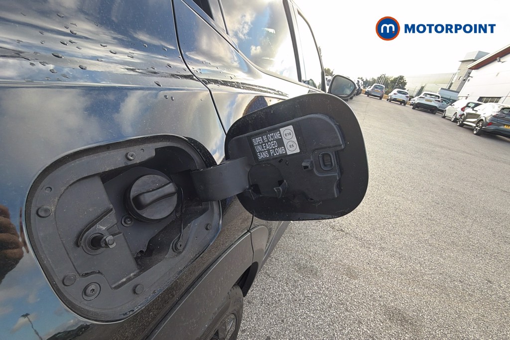 Nissan Juke Tekna Automatic Petrol SUV - Stock Number (1662858) - 41st supplementary image