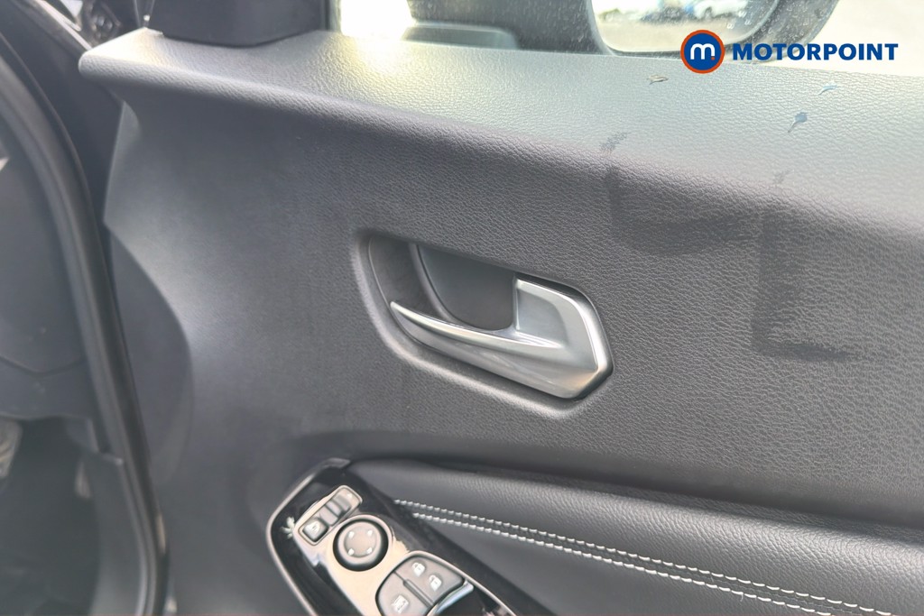 Nissan Juke Tekna Automatic Petrol SUV - Stock Number (1662858) - 42nd supplementary image