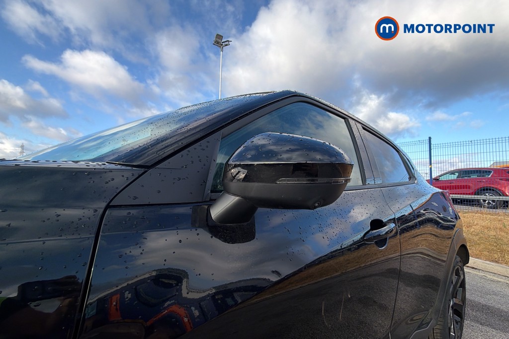 Nissan Juke Tekna Automatic Petrol SUV - Stock Number (1662858) - 43rd supplementary image