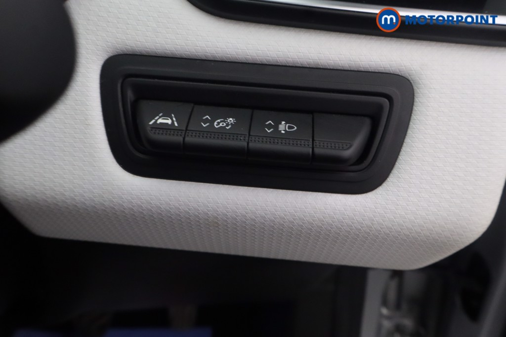 Renault Clio Techno Manual Petrol Hatchback - Stock Number (1662958) - 8th supplementary image