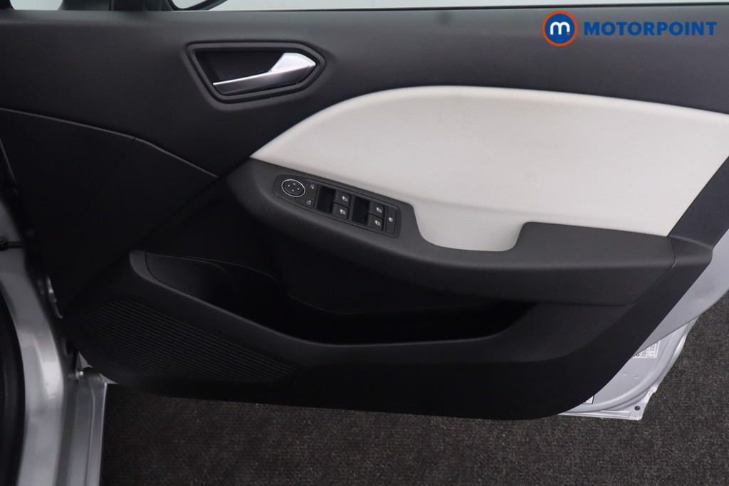 Renault Clio Techno Manual Petrol Hatchback - Stock Number (1662958) - 21st supplementary image