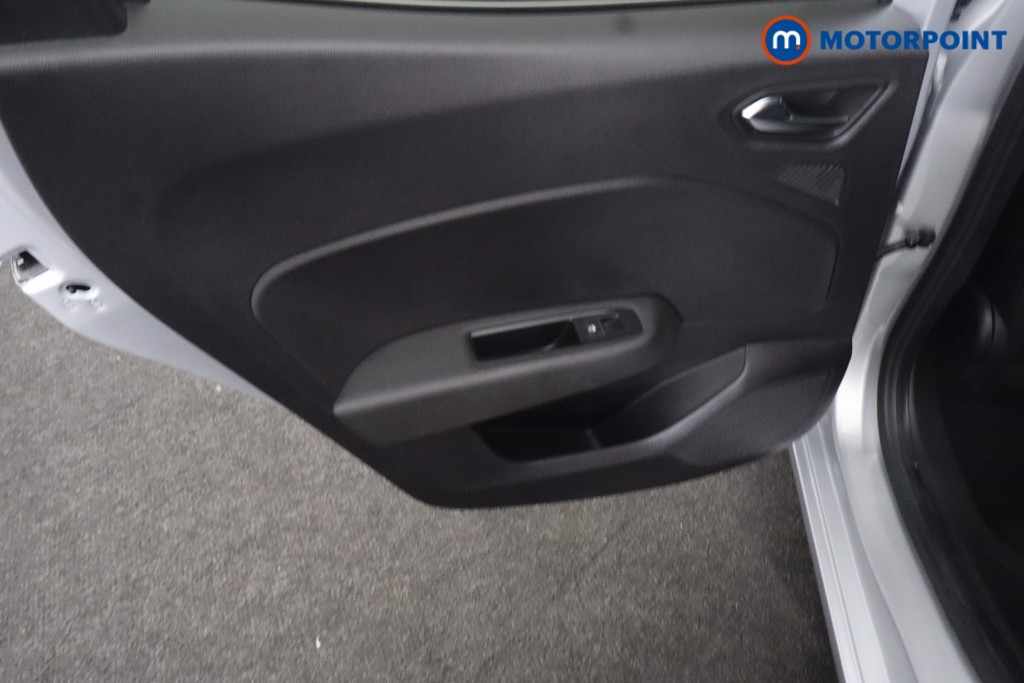Renault Clio Techno Manual Petrol Hatchback - Stock Number (1662958) - 28th supplementary image