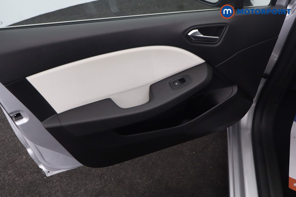 Renault Clio Techno Manual Petrol Hatchback - Stock Number (1662958) - 29th supplementary image