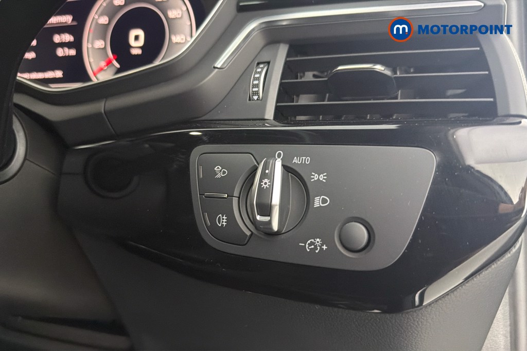 Audi A4 Black Edition Automatic Petrol Estate - Stock Number (1663192) - 18th supplementary image