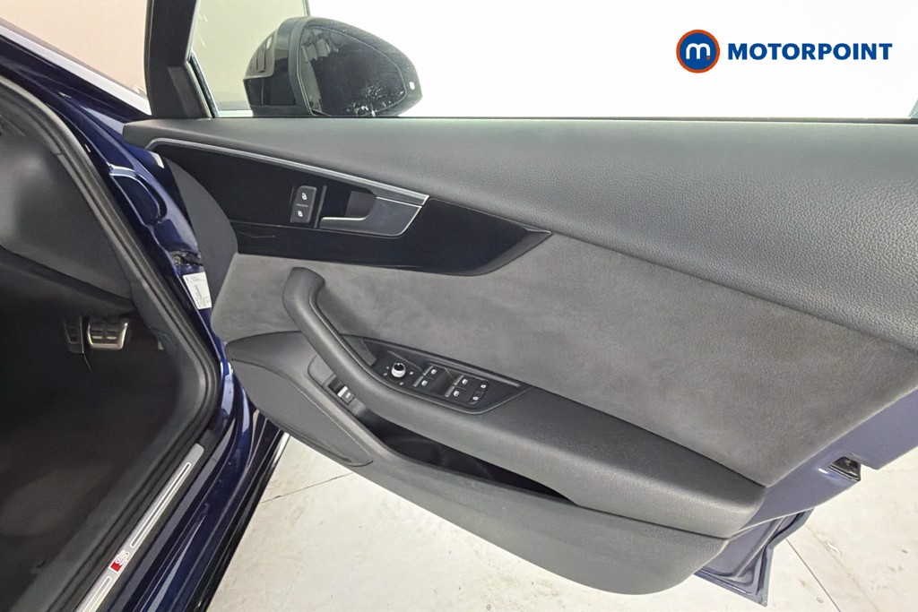 Audi A4 Black Edition Automatic Petrol Estate - Stock Number (1663192) - 19th supplementary image