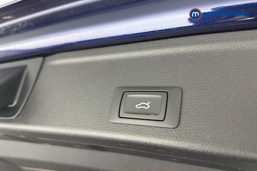 Audi A4 Black Edition Automatic Petrol Estate - Stock Number (1663192) - 35th supplementary image
