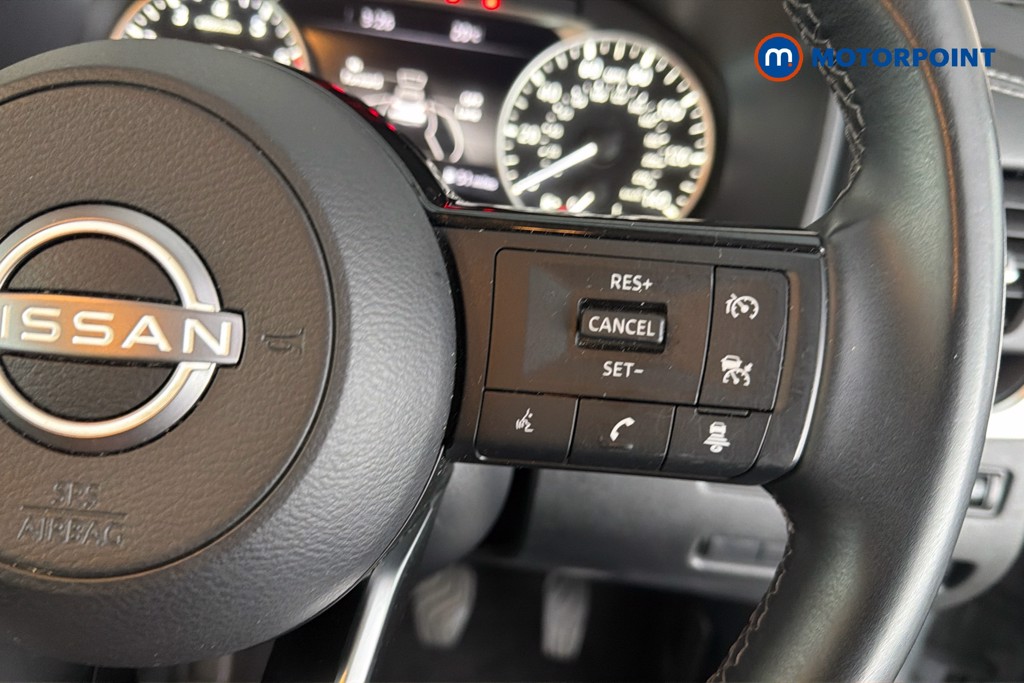 Nissan Qashqai Acenta Premium Manual Petrol SUV - Stock Number (1663385) - 4th supplementary image