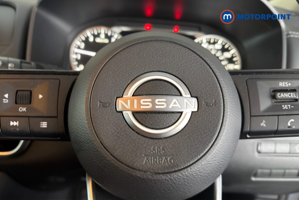 Nissan Qashqai Acenta Premium Manual Petrol SUV - Stock Number (1663385) - 5th supplementary image