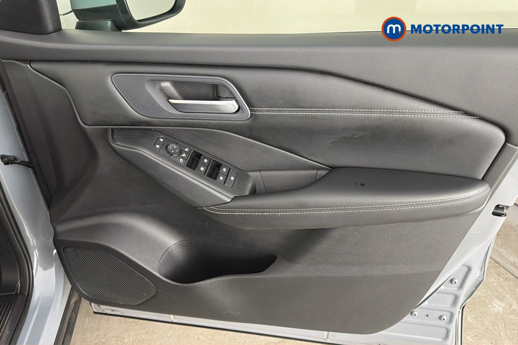 Nissan Qashqai Acenta Premium Manual Petrol SUV - Stock Number (1663385) - 19th supplementary image