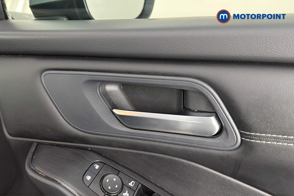 Nissan Qashqai Acenta Premium Manual Petrol SUV - Stock Number (1663385) - 42nd supplementary image