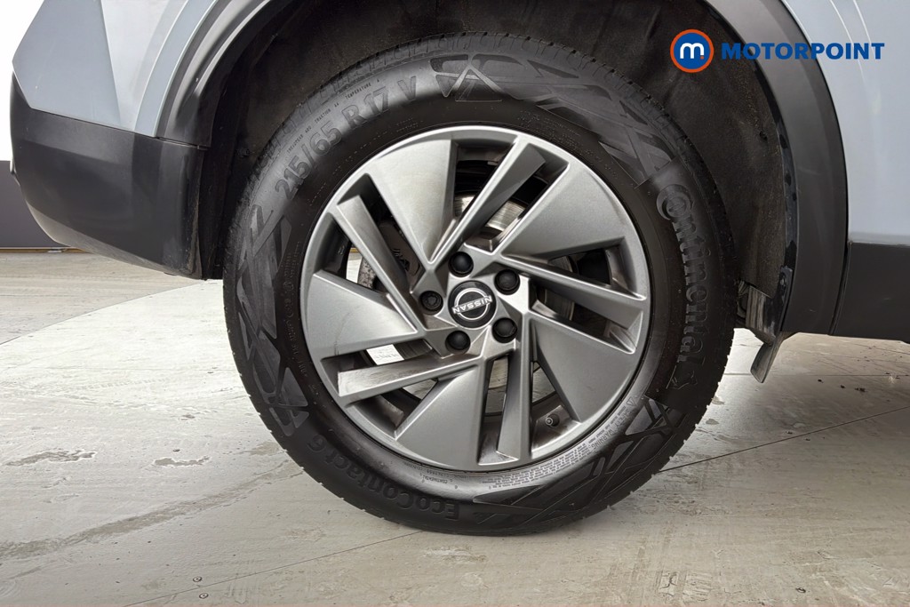 Nissan Qashqai Acenta Premium Manual Petrol SUV - Stock Number (1663385) - 49th supplementary image