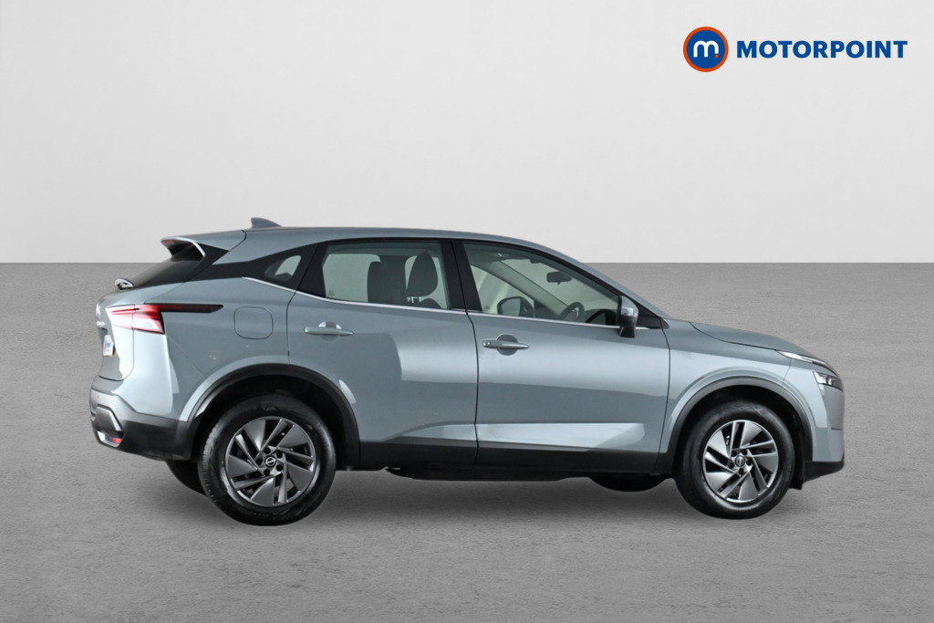 Nissan Qashqai Acenta Premium Manual Petrol SUV - Stock Number (1663385) - Drivers side