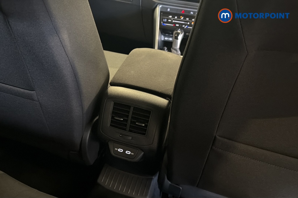 Volkswagen T-Roc Match Automatic Petrol SUV - Stock Number (1663470) - 28th supplementary image