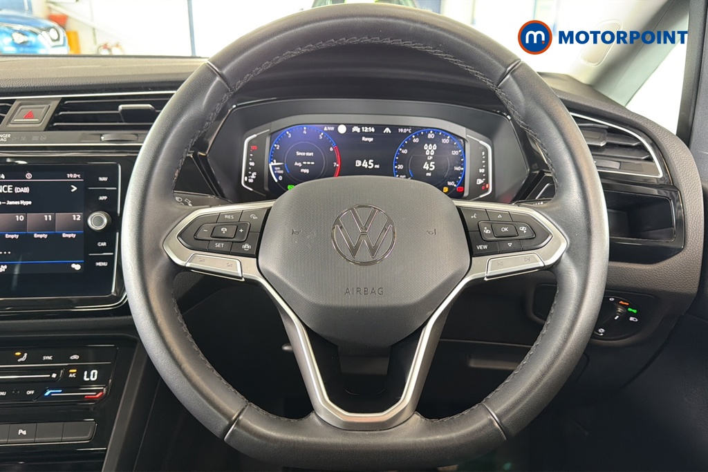 Volkswagen Touran SEL Automatic Petrol People Carrier - Stock Number (1663479) - 2nd supplementary image