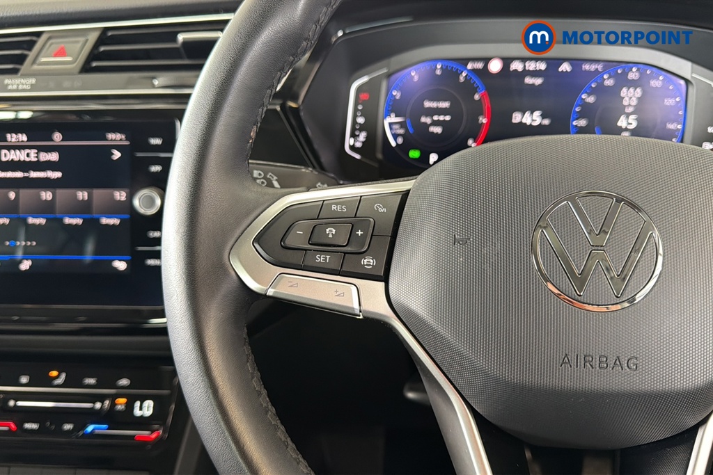 Volkswagen Touran SEL Automatic Petrol People Carrier - Stock Number (1663479) - 4th supplementary image