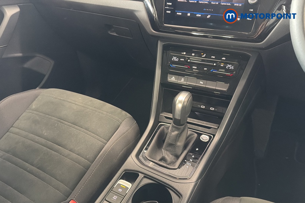 Volkswagen Touran SEL Automatic Petrol People Carrier - Stock Number (1663479) - 15th supplementary image