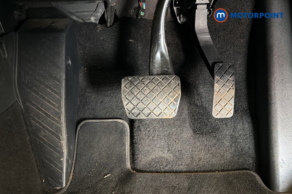 Volkswagen Touran SEL Automatic Petrol People Carrier - Stock Number (1663479) - 24th supplementary image