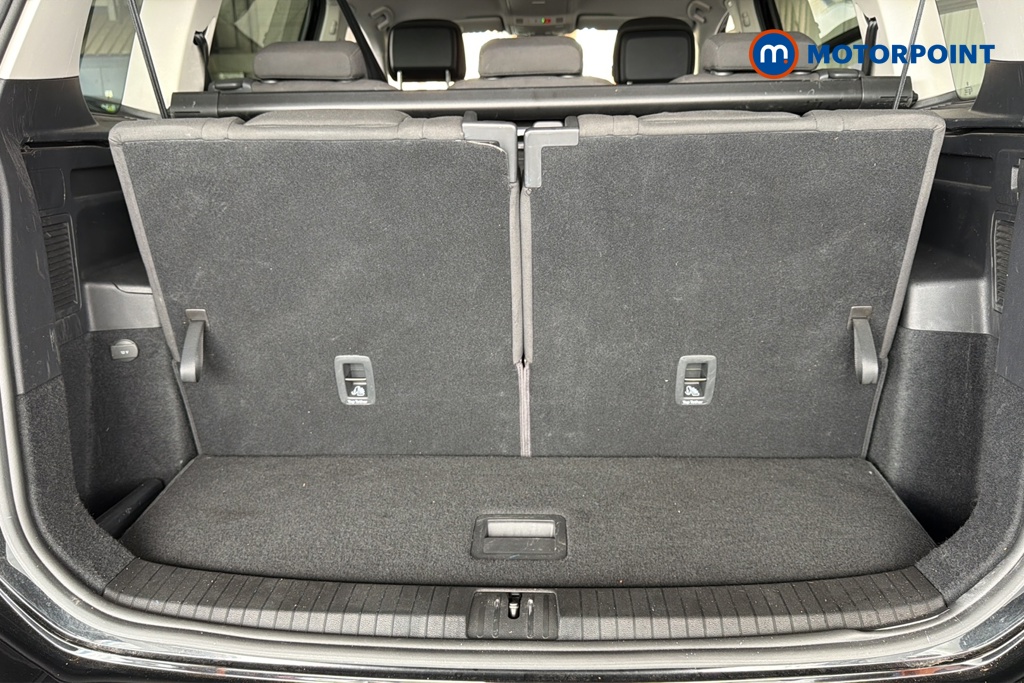 Volkswagen Touran SEL Automatic Petrol People Carrier - Stock Number (1663479) - 32nd supplementary image