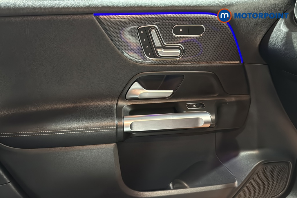 Mercedes-Benz GLB AMG Automatic Petrol SUV - Stock Number (1663557) - 10th supplementary image