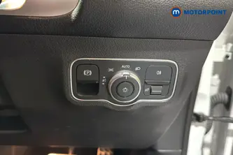 Mercedes-Benz GLB AMG Automatic Petrol SUV - Stock Number (1663557) - 11th supplementary image