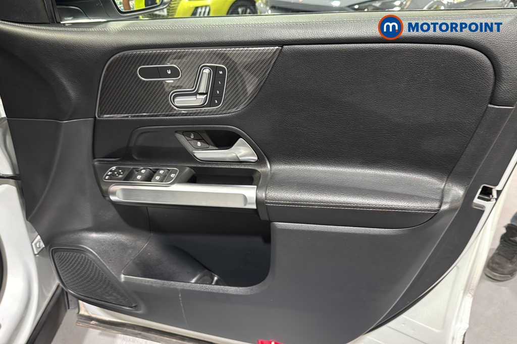 Mercedes-Benz GLB AMG Automatic Petrol SUV - Stock Number (1663557) - 18th supplementary image