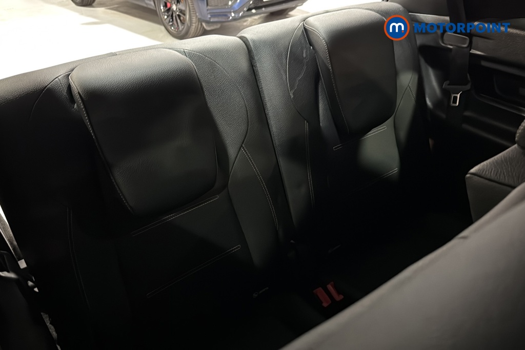 Mercedes-Benz GLB AMG Automatic Petrol SUV - Stock Number (1663557) - 29th supplementary image