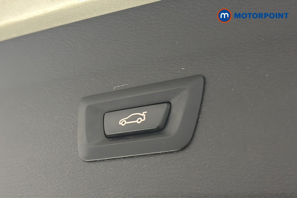 BMW X1 Xline Manual Diesel SUV - Stock Number (1663652) - 35th supplementary image
