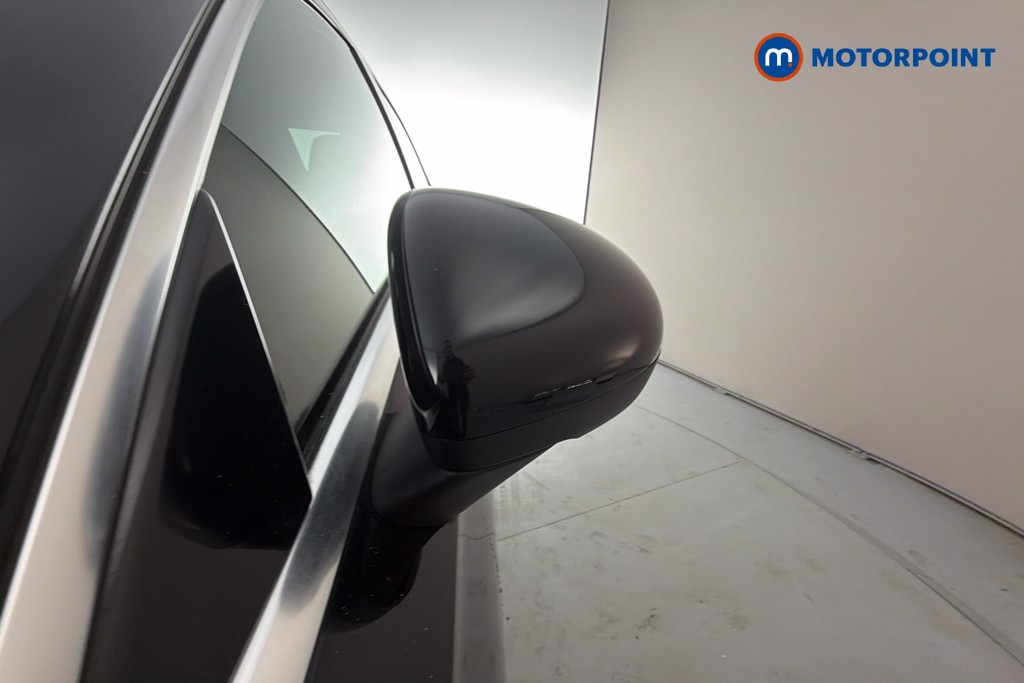 Mercedes-Benz A Class Amg Line Automatic Petrol Hatchback - Stock Number (1665020) - 43rd supplementary image