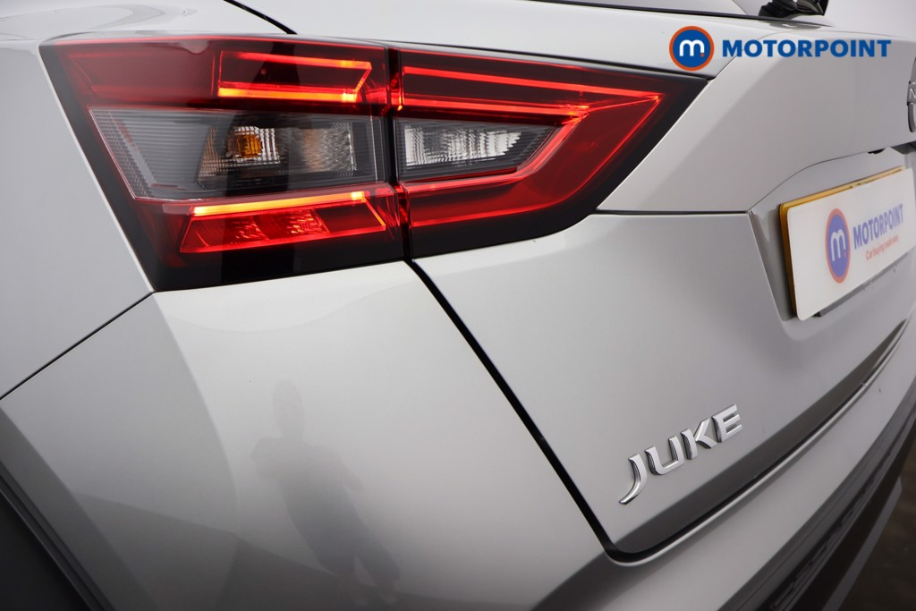 Nissan Juke N-Connecta Automatic Petrol SUV - Stock Number (1665100) - 24th supplementary image