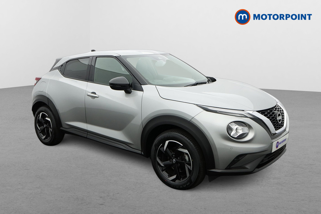 Nissan Juke N-Connecta Automatic Petrol SUV - Stock Number (1665100) - Drivers side front corner