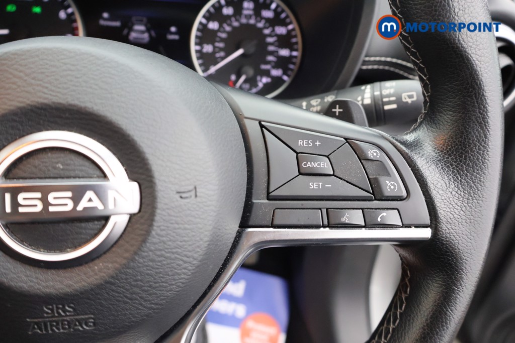 Nissan Juke N-Connecta Automatic Petrol SUV - Stock Number (1665104) - 3rd supplementary image