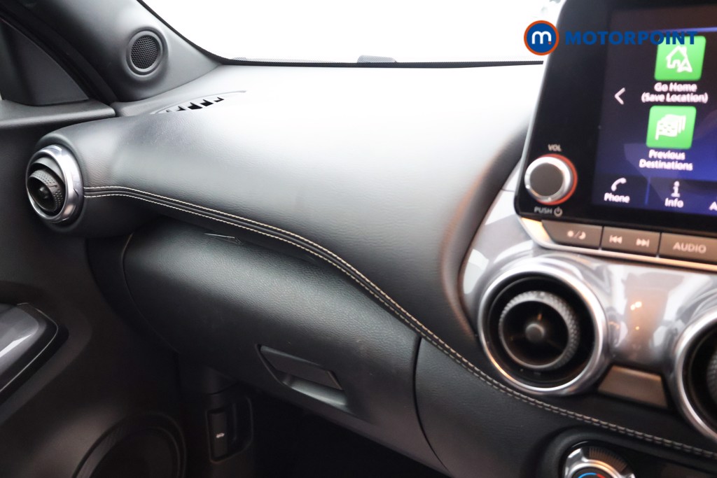Nissan Juke N-Connecta Automatic Petrol SUV - Stock Number (1665104) - 11th supplementary image