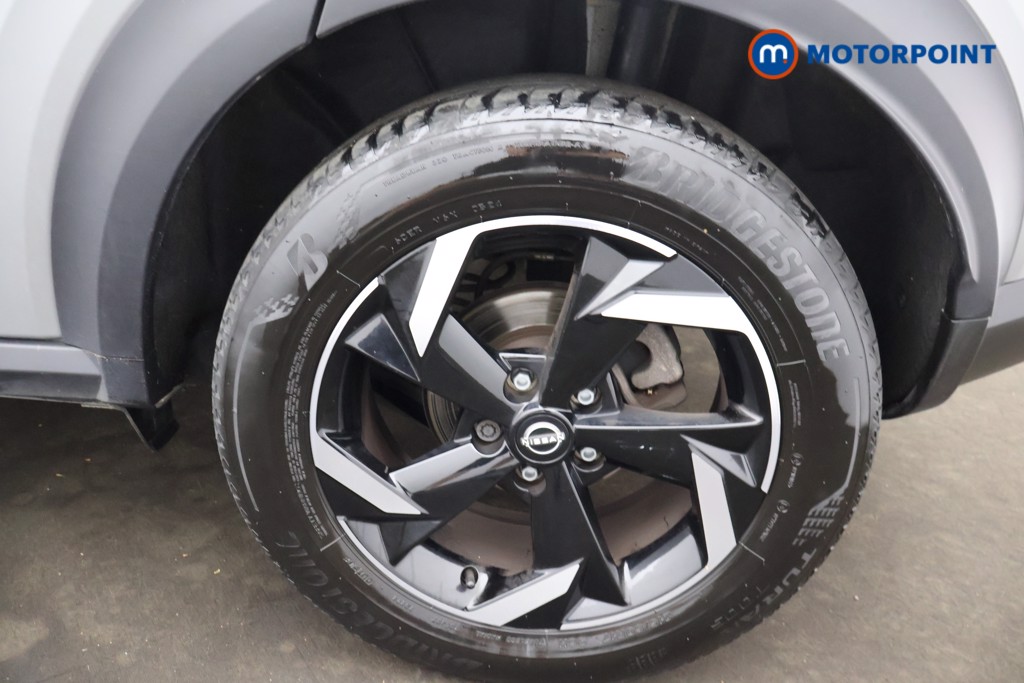 Nissan Juke N-Connecta Automatic Petrol SUV - Stock Number (1665104) - 34th supplementary image