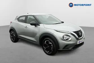 Nissan Juke N-Connecta Automatic Petrol SUV - Stock Number (1665104) - Drivers side front corner