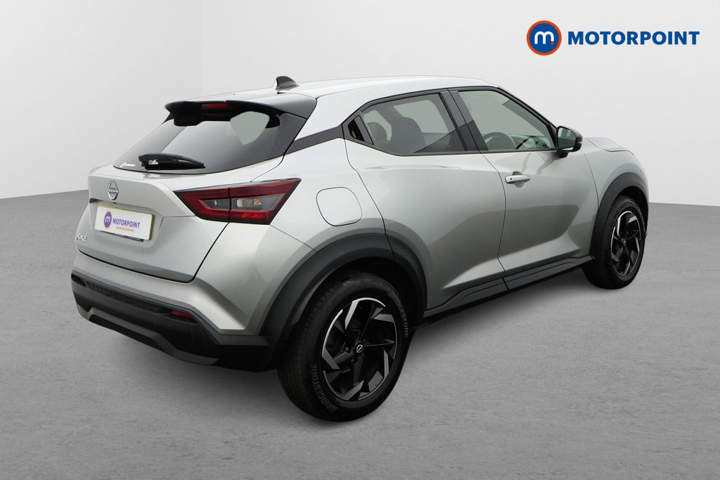 Nissan Juke N-Connecta Automatic Petrol SUV - Stock Number (1665104) - Drivers side rear corner