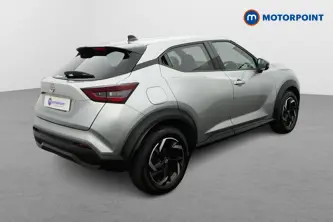 Nissan Juke N-Connecta Automatic Petrol SUV - Stock Number (1665104) - Drivers side rear corner
