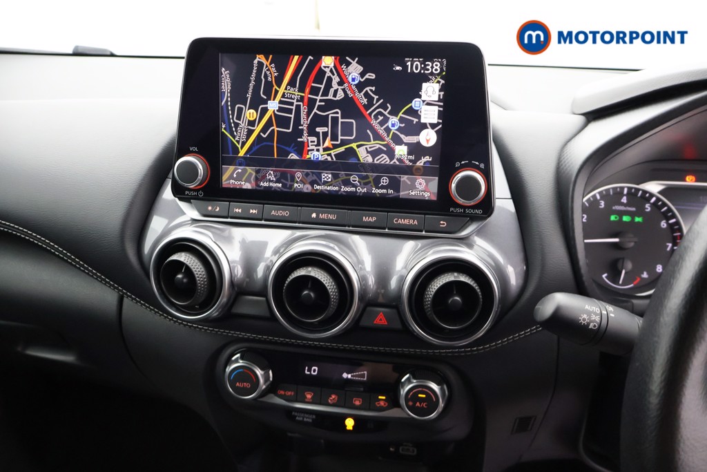 Nissan Juke N-Connecta Automatic Petrol SUV - Stock Number (1665107) - 7th supplementary image