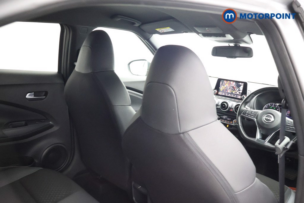 Nissan Juke N-Connecta Automatic Petrol SUV - Stock Number (1665107) - 19th supplementary image
