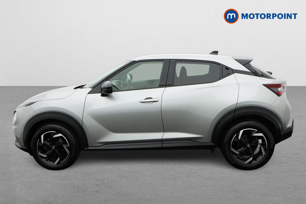 Nissan Juke N-Connecta Automatic Petrol SUV - Stock Number (1665107) - Passenger side