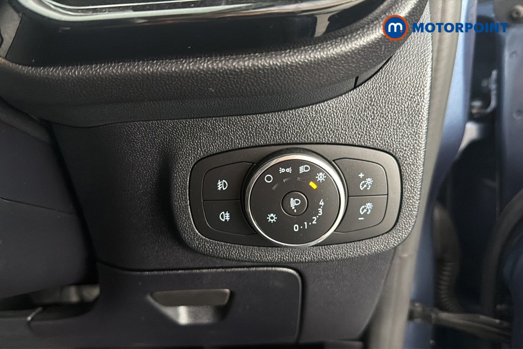 Ford Fiesta Titanium Manual Petrol Hatchback - Stock Number (1665168) - 11th supplementary image