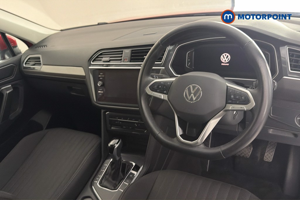 Volkswagen Tiguan Allspace Life Automatic Petrol SUV - Stock Number (1665173) - 1st supplementary image