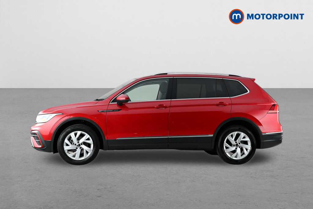 Volkswagen Tiguan Allspace Life Automatic Petrol SUV - Stock Number (1665173) - Passenger side