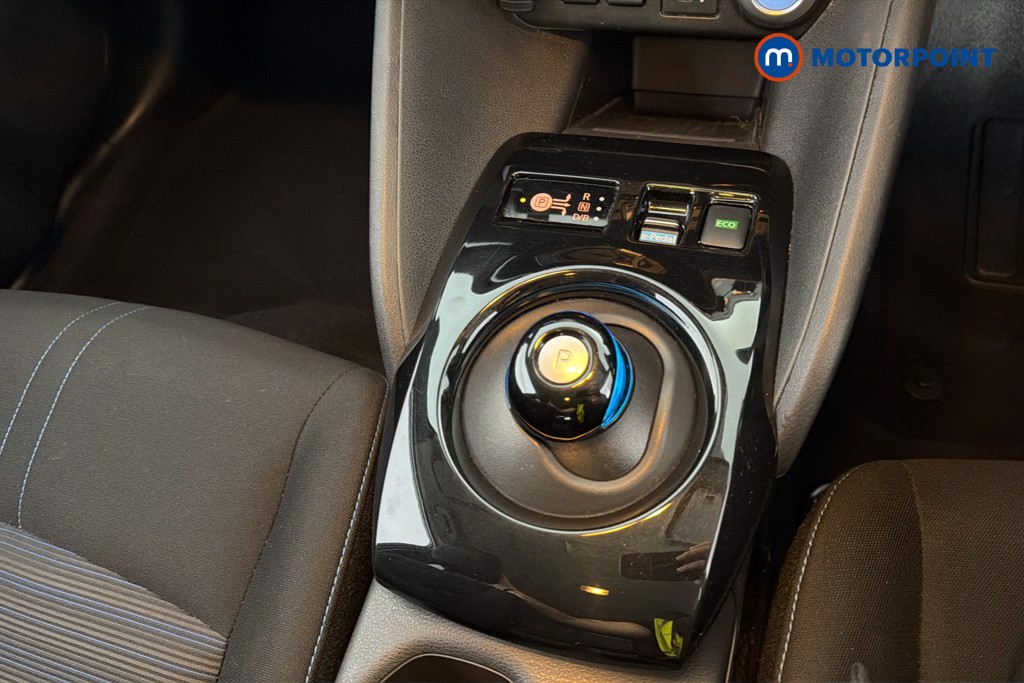 Nissan Leaf N-Connecta Automatic Electric Hatchback - Stock Number (1665429) - 15th supplementary image