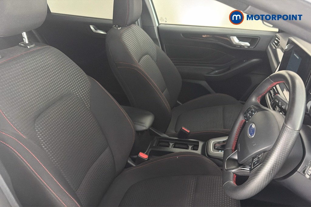 Ford Focus St-Line Automatic Petrol Estate - Stock Number (1665536) - 22nd supplementary image