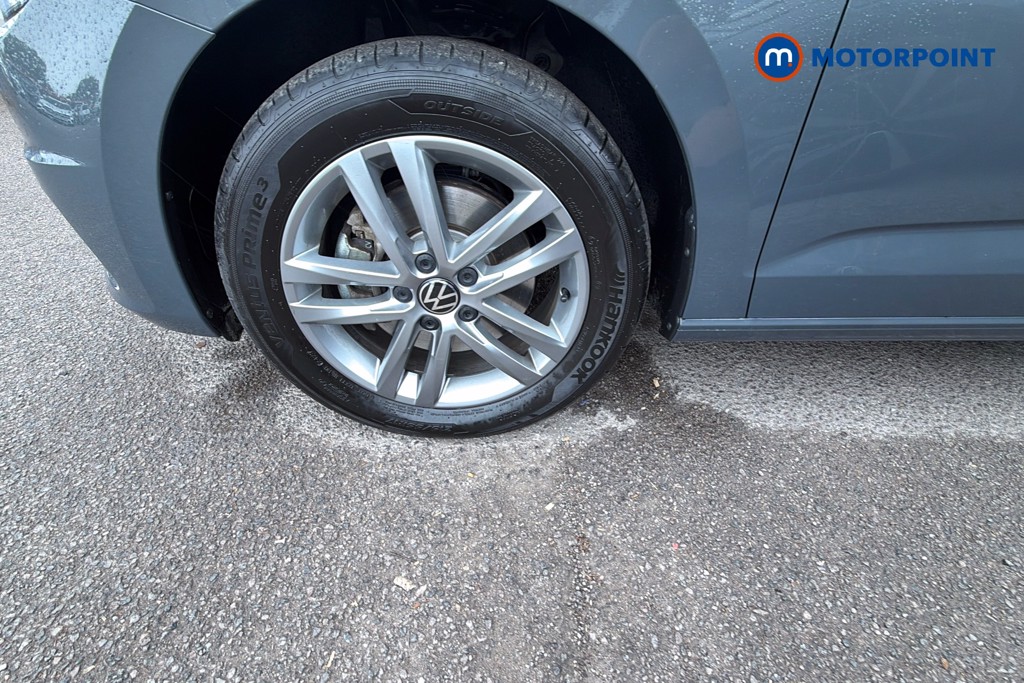 Volkswagen Touran Match Automatic Petrol People Carrier - Stock Number (1665581) - 41st supplementary image