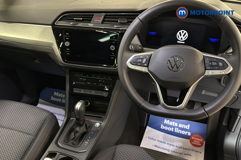 Volkswagen Touran Match Automatic Petrol People Carrier - Stock Number (1665582) - 1st supplementary image