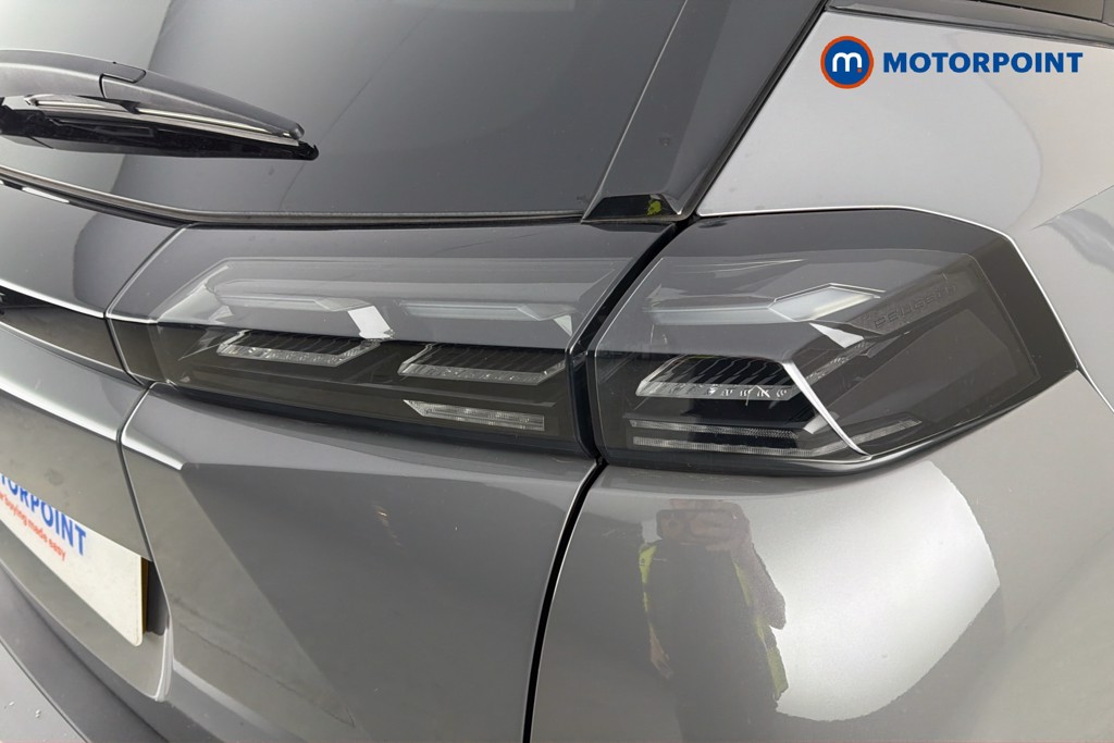 Peugeot 2008 Allure Manual Petrol SUV - Stock Number (1665830) - 33rd supplementary image