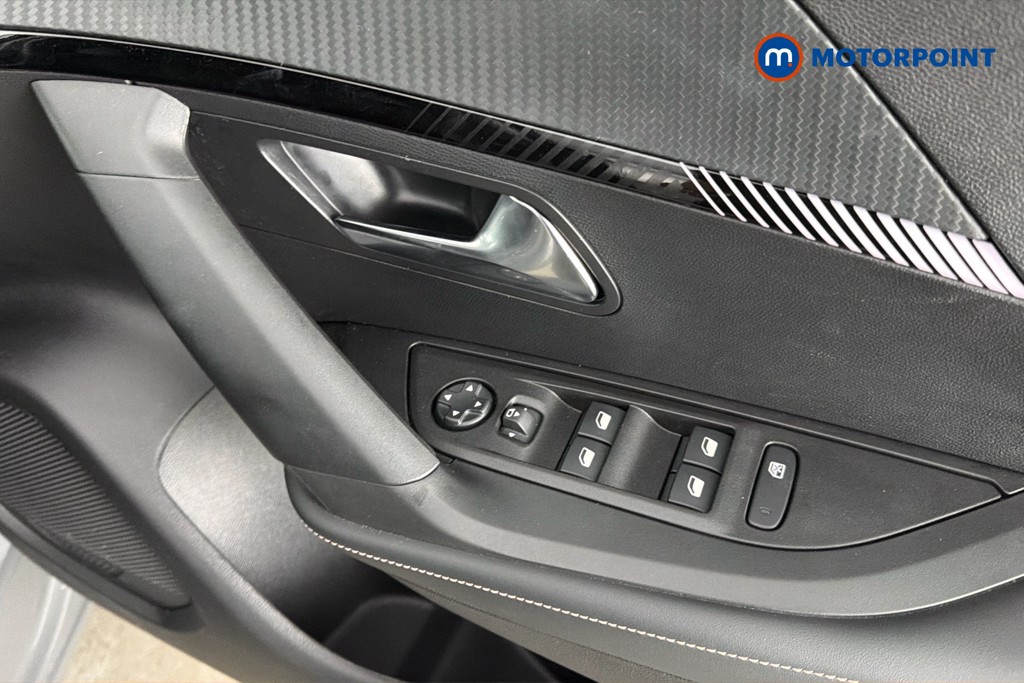 Peugeot 2008 Allure Manual Petrol SUV - Stock Number (1665830) - 42nd supplementary image