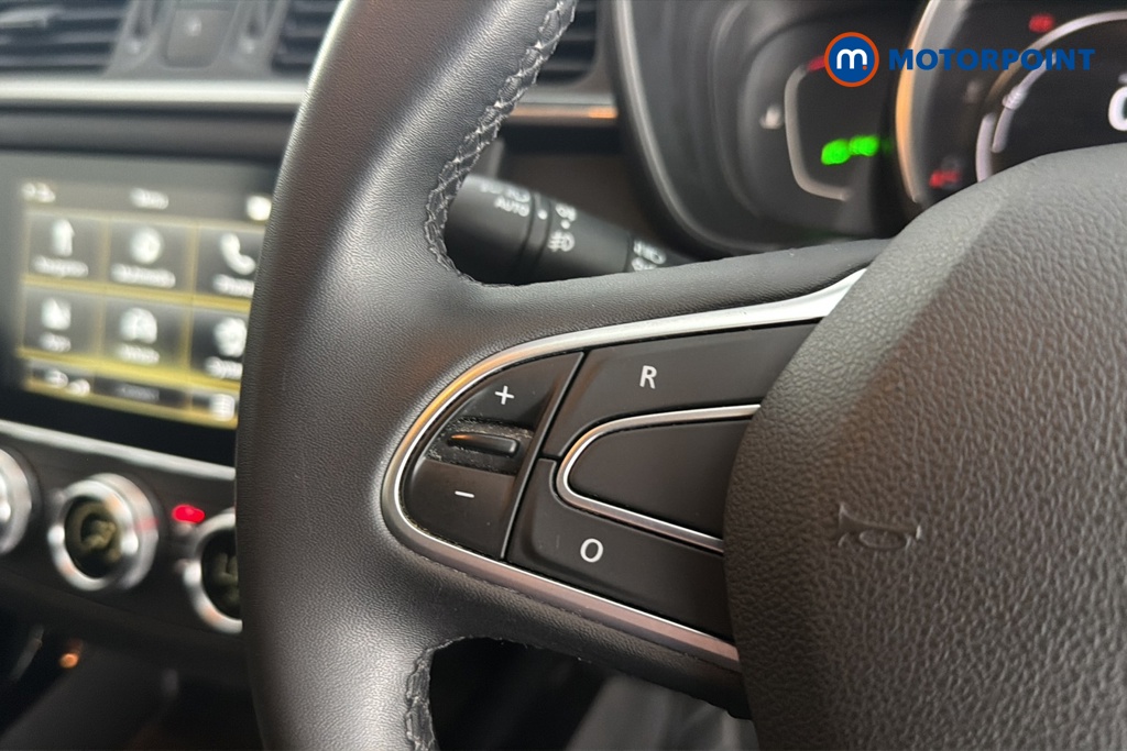 Renault Kadjar Iconic Manual Petrol SUV - Stock Number (1665858) - 4th supplementary image